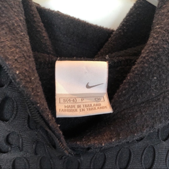 Nike Unique Short Sleeve Hoodie - Picture 7 of 8